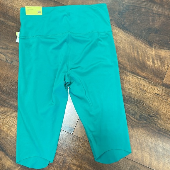 Active Capri pants - Picture 6 of 6